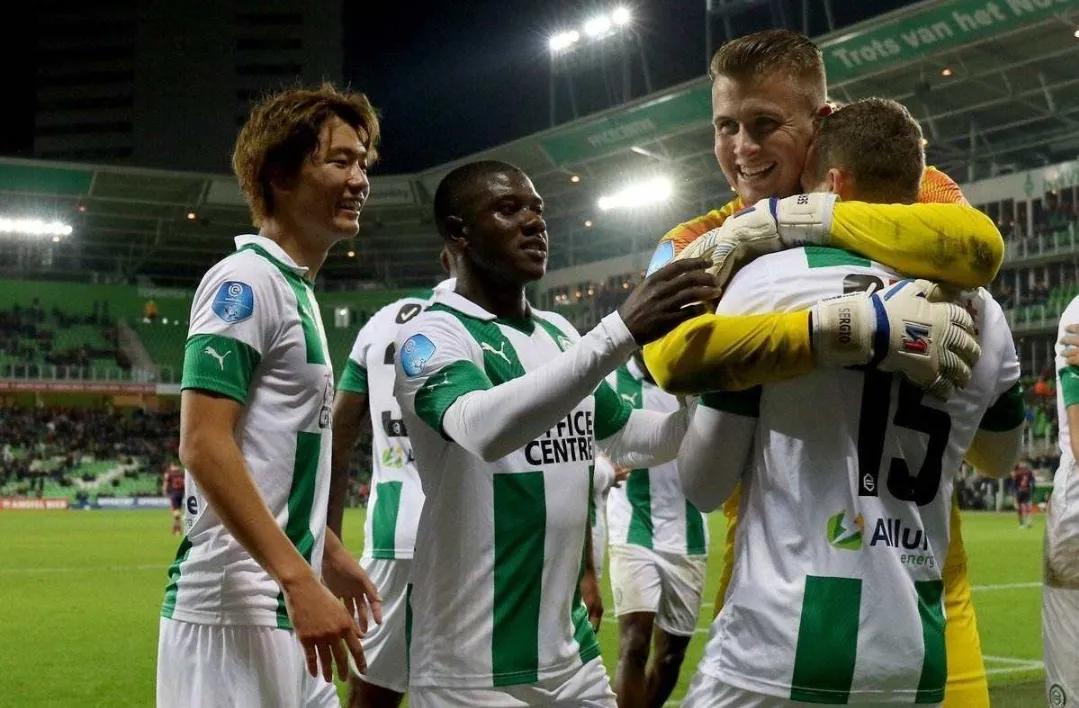 与对手相比 与对手相比